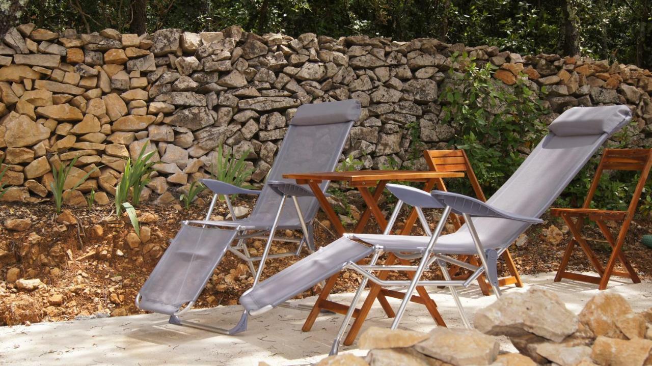 Retour Aux Sources Villa Sauve Exterior photo
